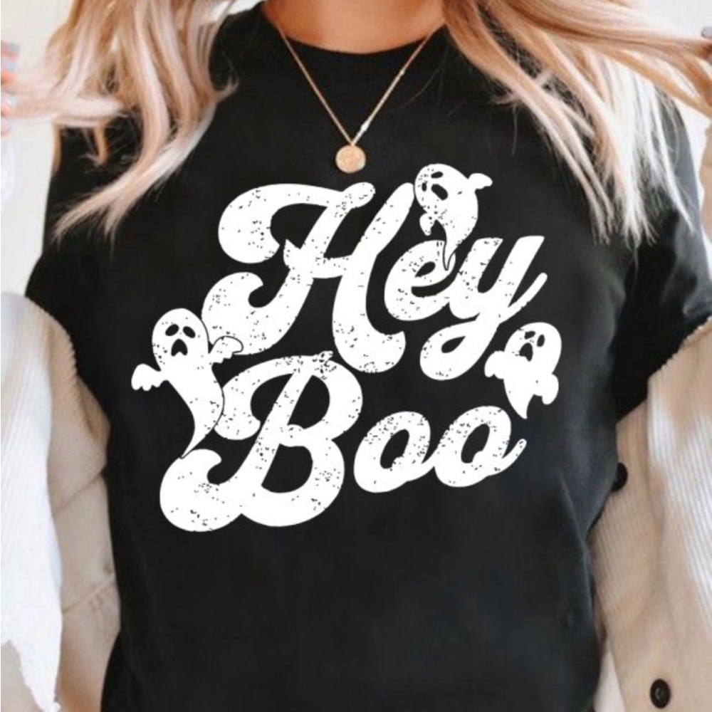 Black “Hey Boo” Halloween Ghost Short-Sleeve Graphic Tee